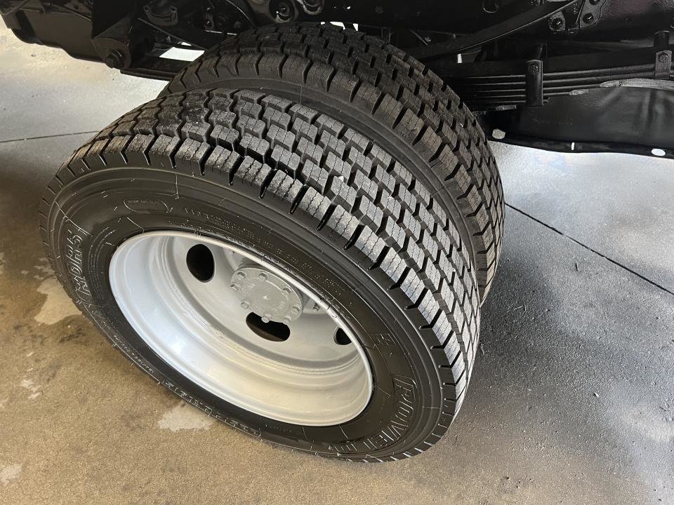2015 Ford F-550 Cab ord 2RM empat 165po cab à essieu 84p in Boucherville, Quebec - 9 - w1024h768px