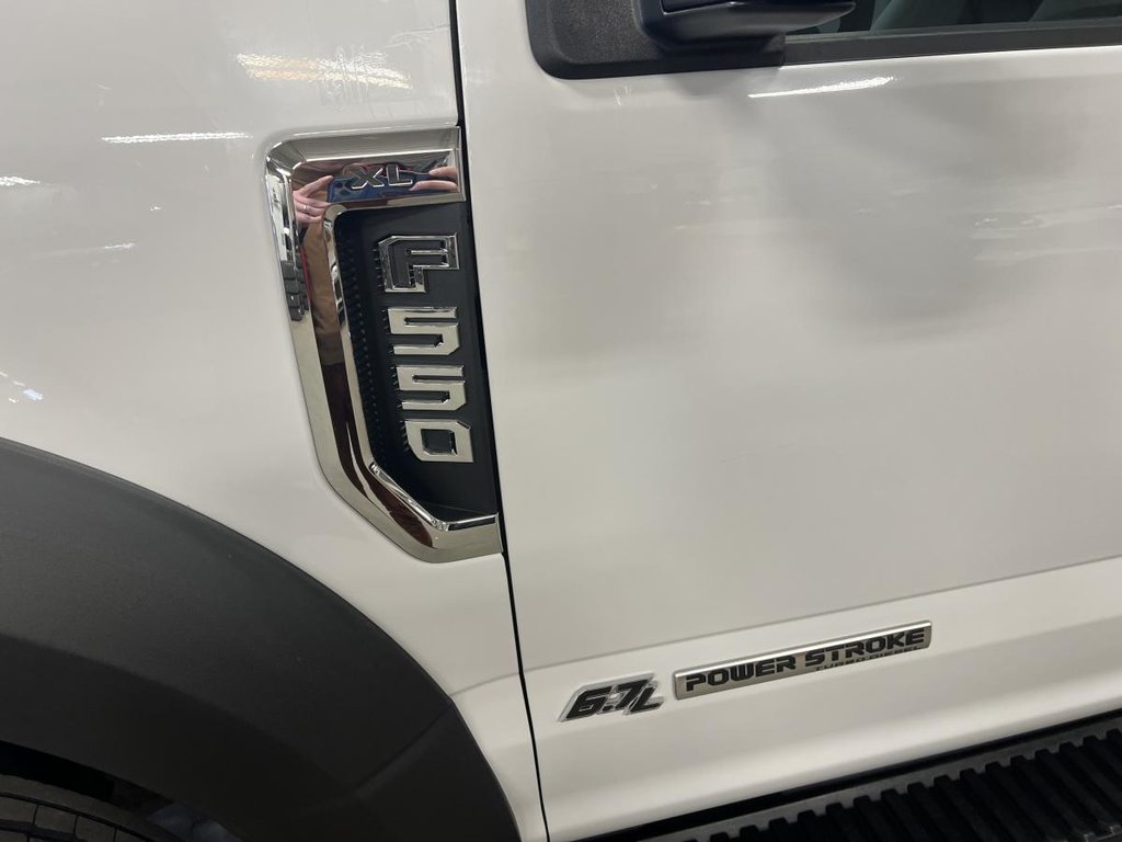2017 Ford F-550 XL cabine simple 2RM 205 po DCE de 120 po in Boucherville, Quebec - 4 - w1024h768px