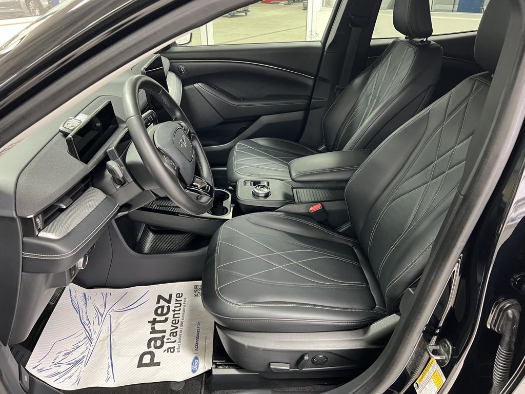 2022 Ford Mustang Mach-E Select PA in Boucherville, Quebec - 7 - w1024h768px