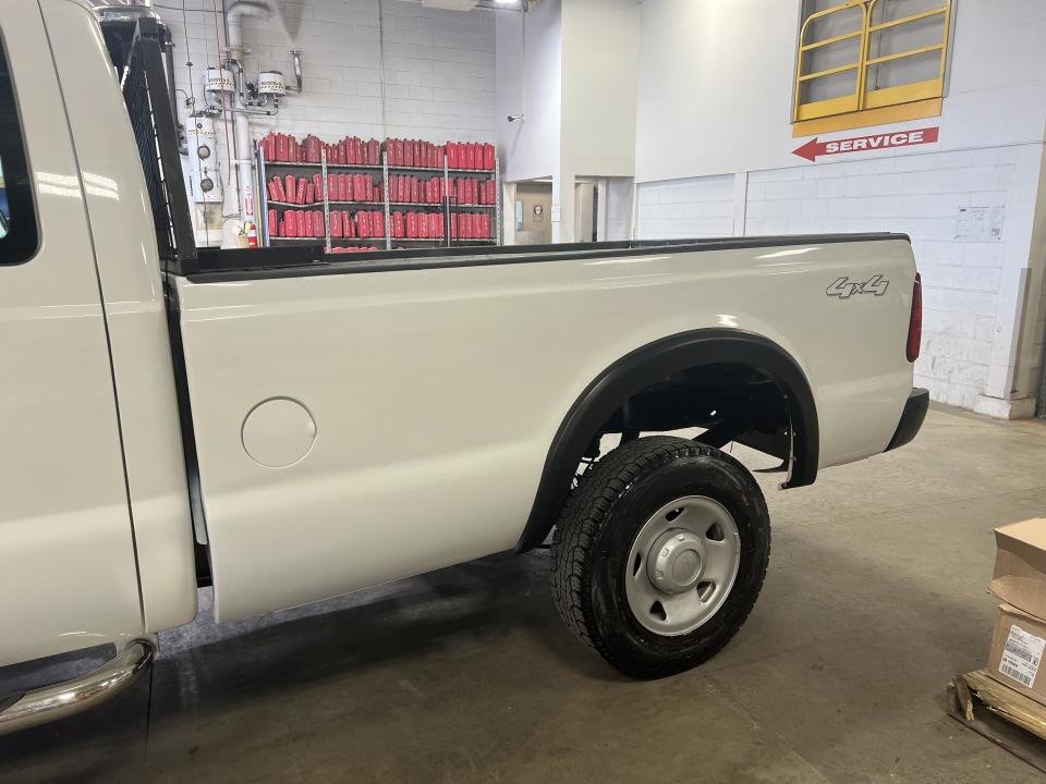 2009 Ford Super Duty F-250 SRW 4 RM, Super cabine 158 po, XL in Boucherville, Quebec - 8 - w1024h768px