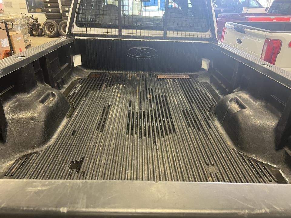 2009 Ford Super Duty F-250 SRW 4 RM, Super cabine 158 po, XL in Boucherville, Quebec - 11 - w1024h768px