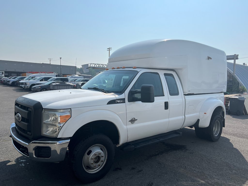 Ford Super Duty F-350 DRW 350 6x6 spacecab 2011 à Boucherville, Québec - 3 - w1024h768px
