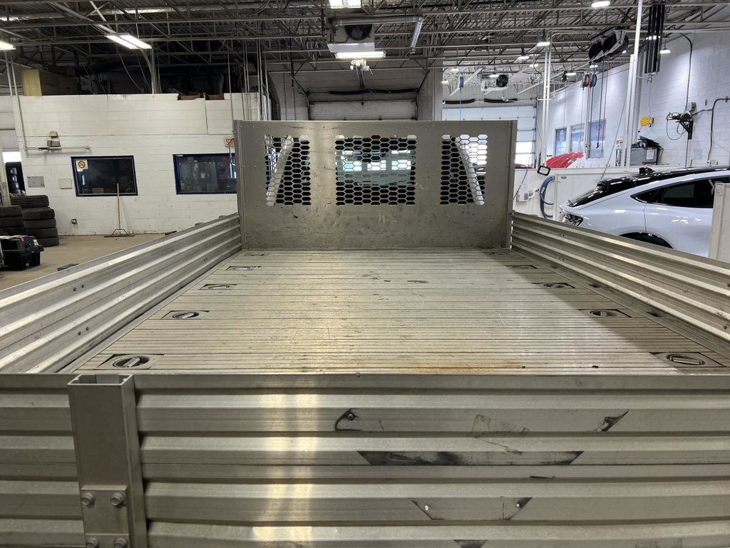 2019 Ford Super Duty F-350 DRW XL cabine simple 4RM 169 po DCE de 84 po in Boucherville, Quebec - 9 - w1024h768px