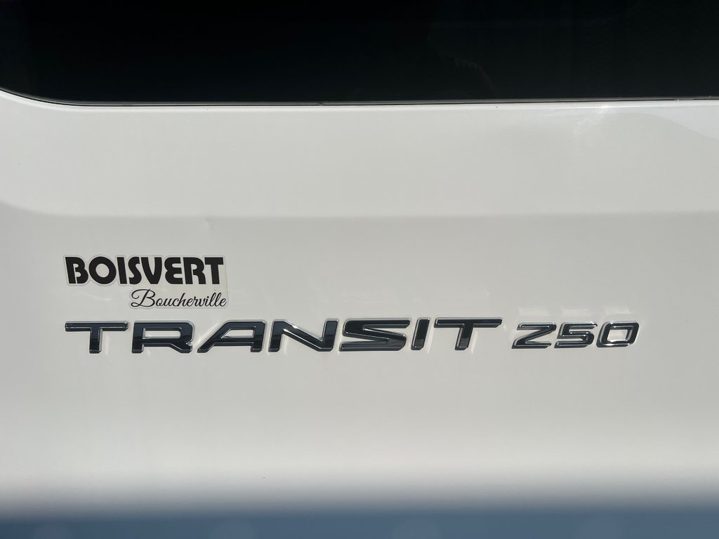 Ford Transit Cargo Van Transit R3X 250 Refer Zanotti 2021 à Boucherville, Québec - 7 - w1024h768px