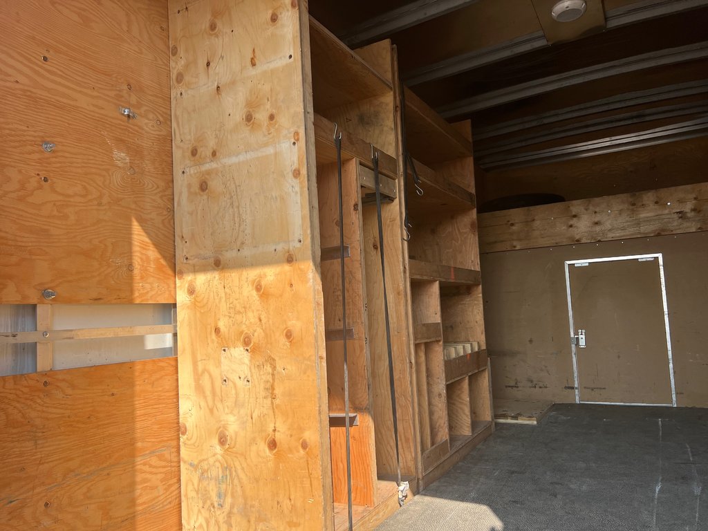 Ford TRANSIT CUTAWAY 350 cube 12 pieds deck 2021 à Boucherville, Québec - 16 - w1024h768px