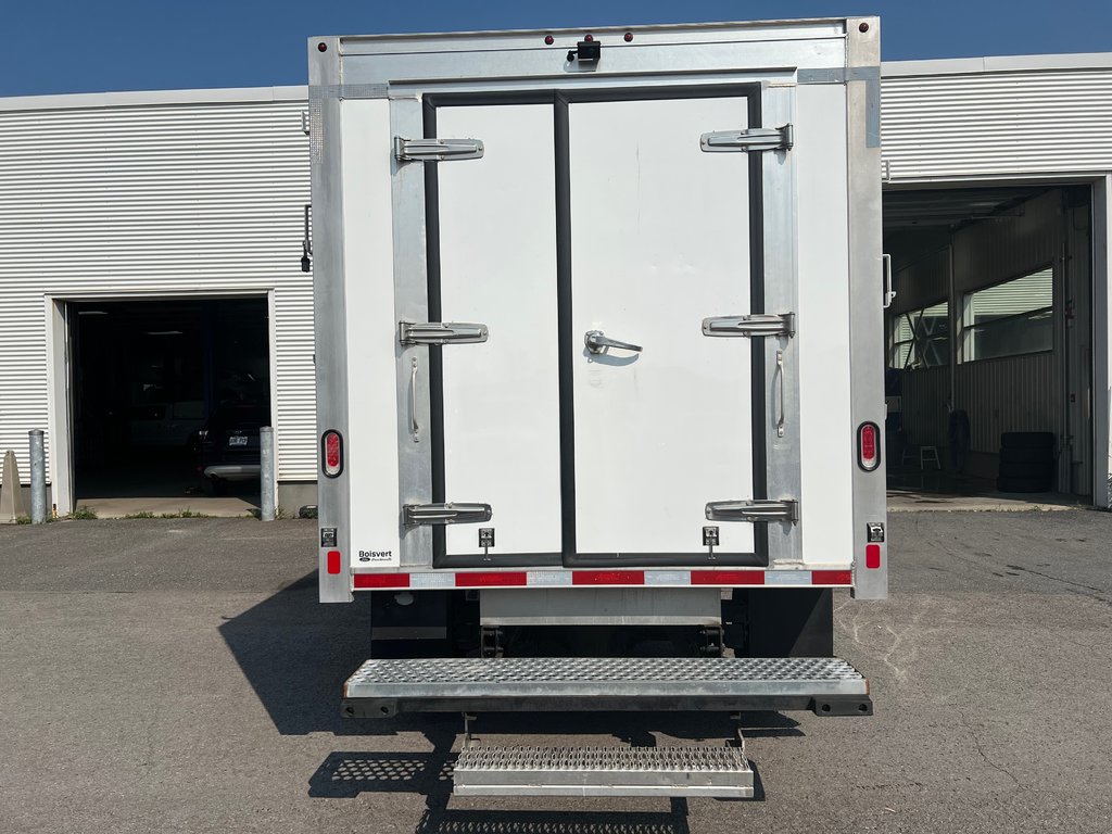 Ford TRANSIT CUTAWAY 350 cube 12 pieds deck 2021 à Boucherville, Québec - 14 - w1024h768px