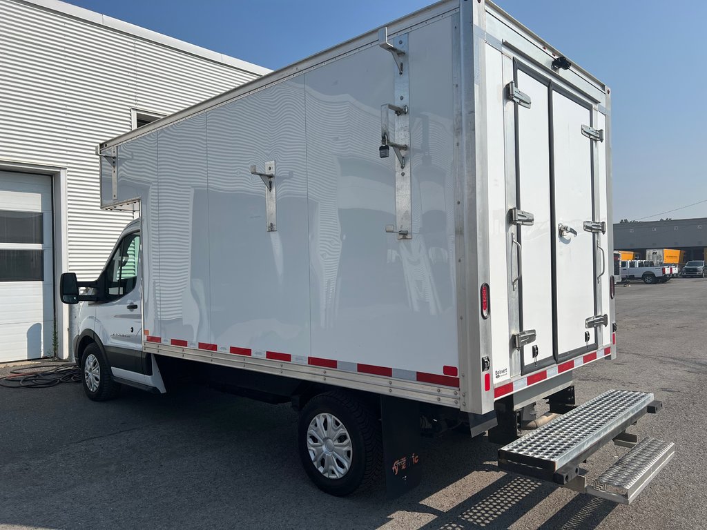Ford TRANSIT CUTAWAY 350 cube 12 pieds deck 2021 à Boucherville, Québec - 15 - w1024h768px