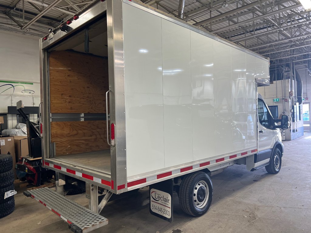Ford Transit Cutaway 12 pieds Deck et rampe 2023 à Boucherville, Québec - 7 - w1024h768px
