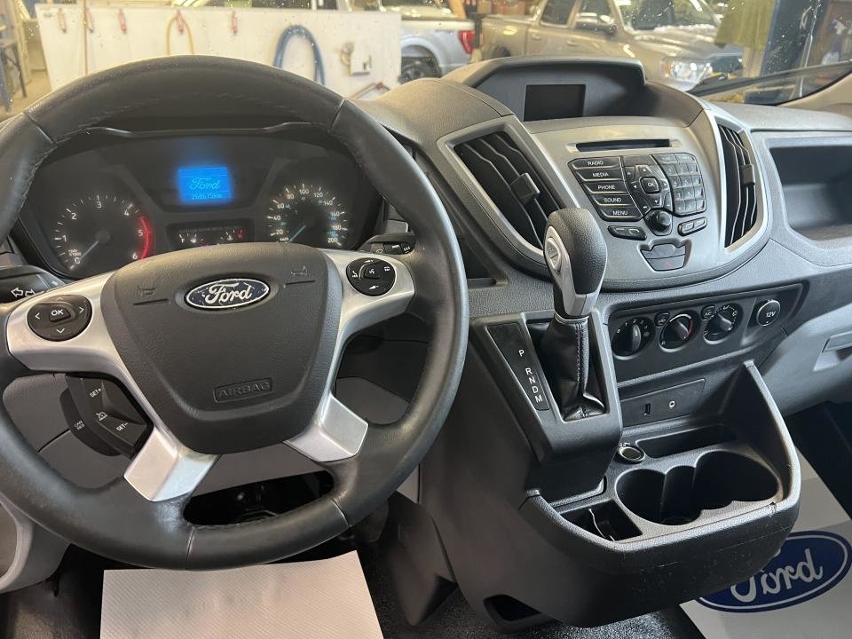 2016 Ford TRANSIT T-350 EL toit surélevé 148 po PNBV de 9 500 lb deu in Boucherville, Quebec - 15 - w1024h768px