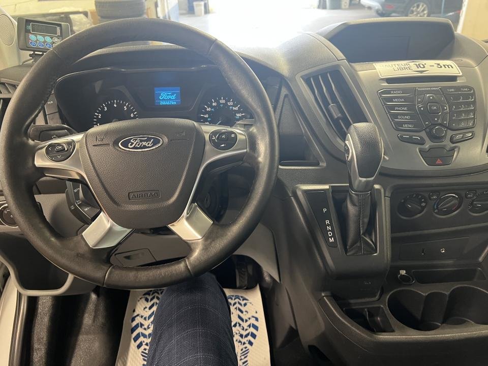 2016 Ford TRANSIT T-350 156 po PNBV de 9 950 lb RARJ in Boucherville, Quebec - 22 - w1024h768px