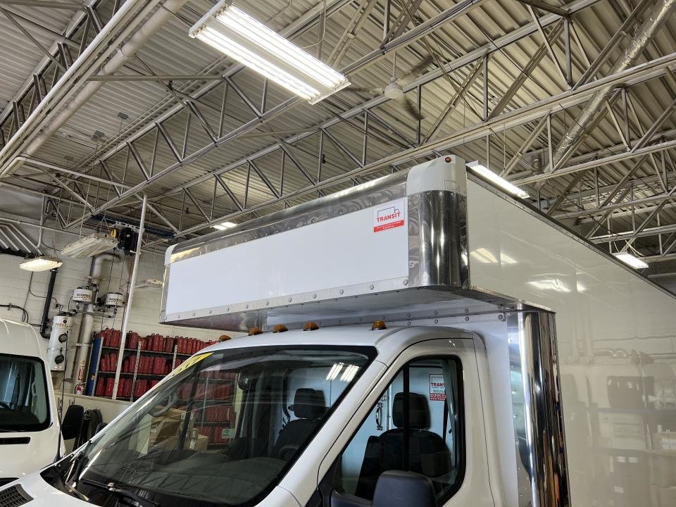 2017 Ford TRANSIT T-350 156 po PNBV de 9 9900 lb RARJ in Boucherville, Quebec - 13 - w1024h768px
