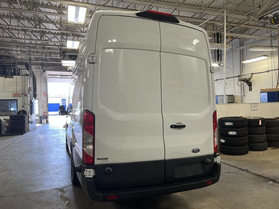 Ford TRANSIT T-350 EL toit surélevé 148 po PNBV de 9 500 lb por 2018 à Boucherville, Québec - 7 - w1024h768px