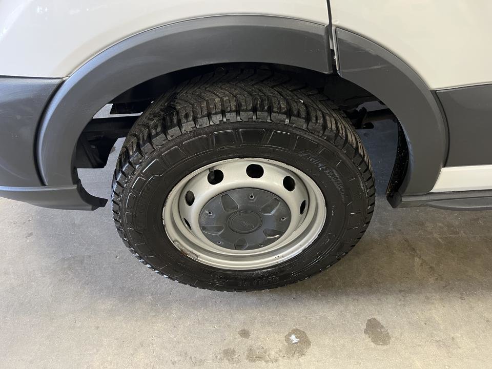 Ford TRANSIT T-350 EL toit surélevé 148 po PNBV de 9 500 lb por 2018 à Boucherville, Québec - 5 - w1024h768px