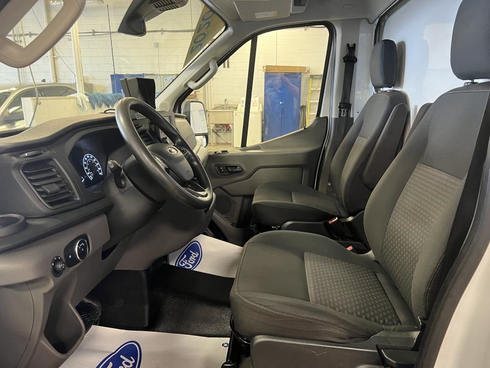 2020 Ford TRANSIT T-250 PA 138 po PNBV de 9 000 lb RARS in Boucherville, Quebec - 11 - w1024h768px