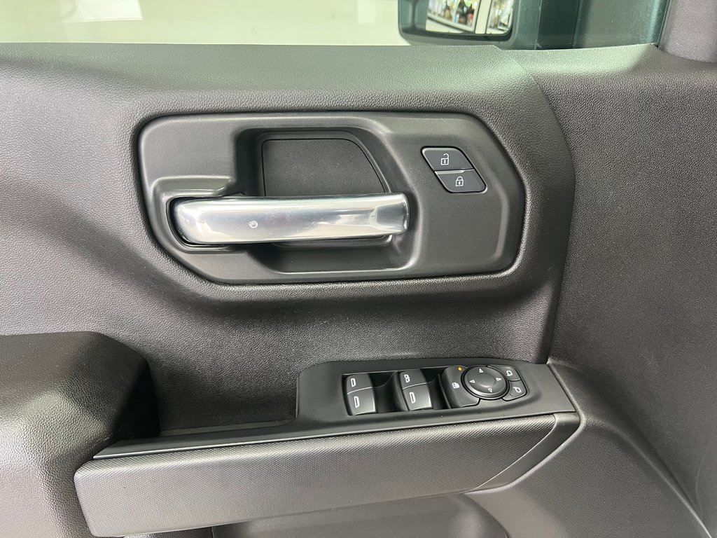 GMC Sierra 1500 Pro 2024 à Boucherville, Québec - 10 - w1024h768px