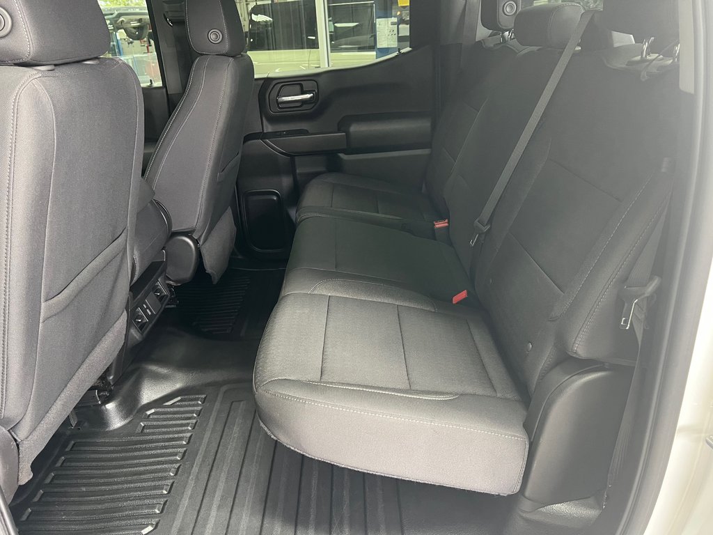 GMC Sierra 1500 Pro 2024 à Boucherville, Québec - 8 - w1024h768px