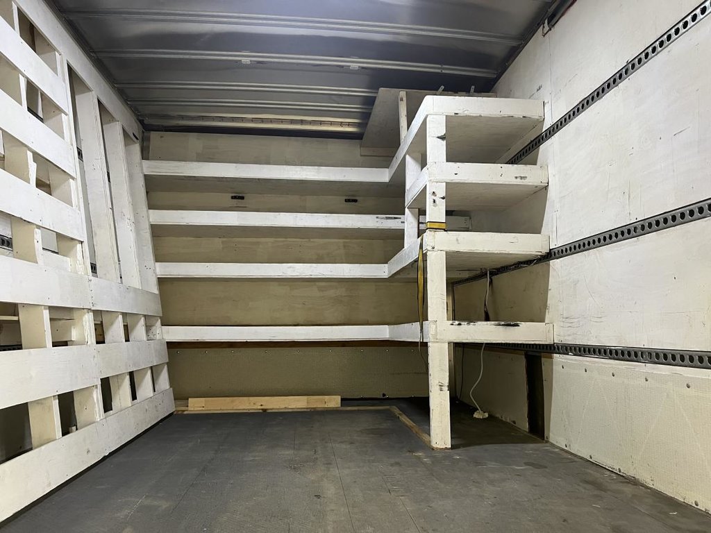 2021 Isuzu NPR-HD NPR HD CUBE 14 PIEDS in Boucherville, Quebec - 11 - w1024h768px