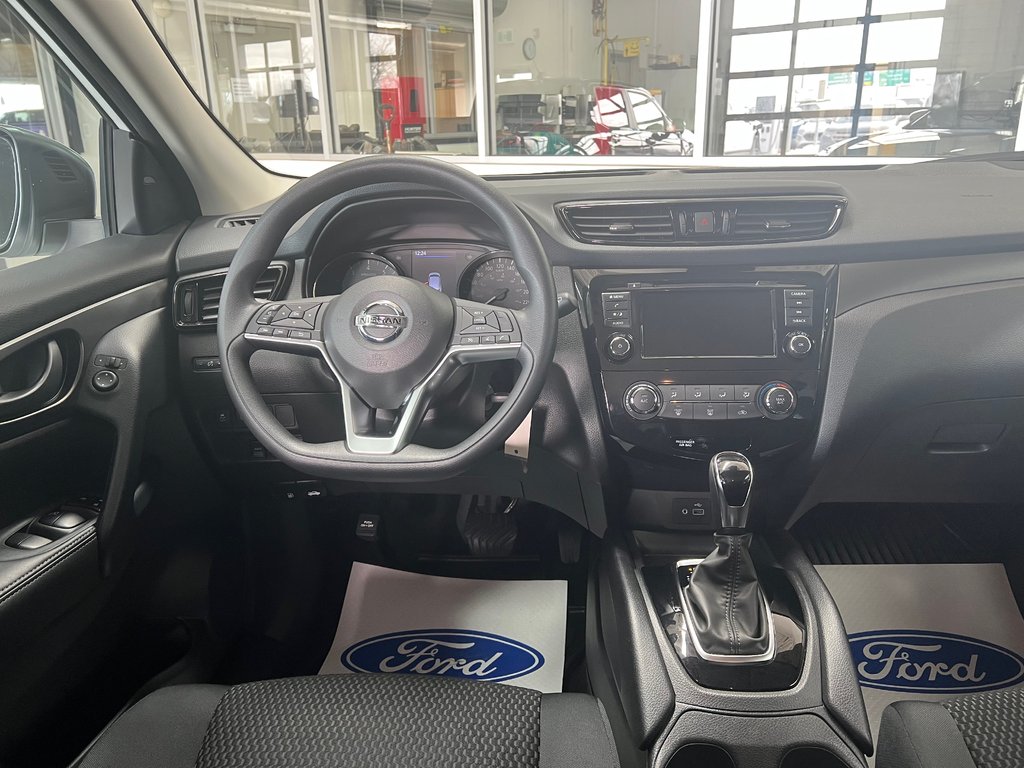 Nissan Qashqai S 2023 à Boucherville, Québec - 7 - w1024h768px