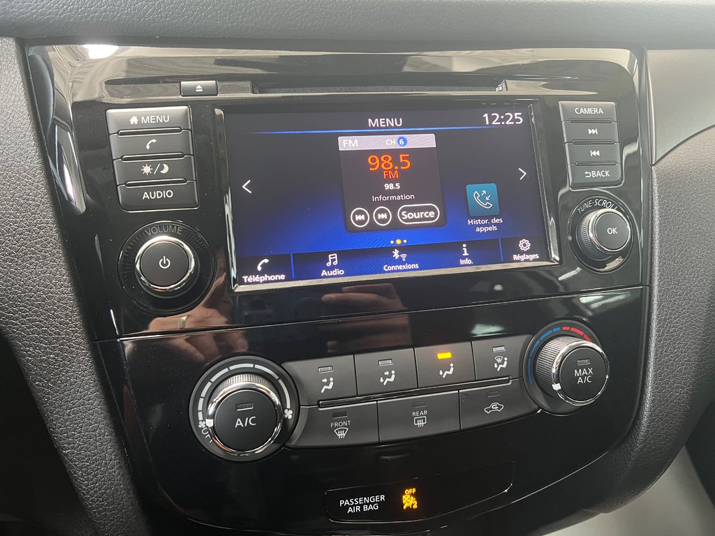 Nissan Qashqai S 2023 à Boucherville, Québec - 12 - w1024h768px