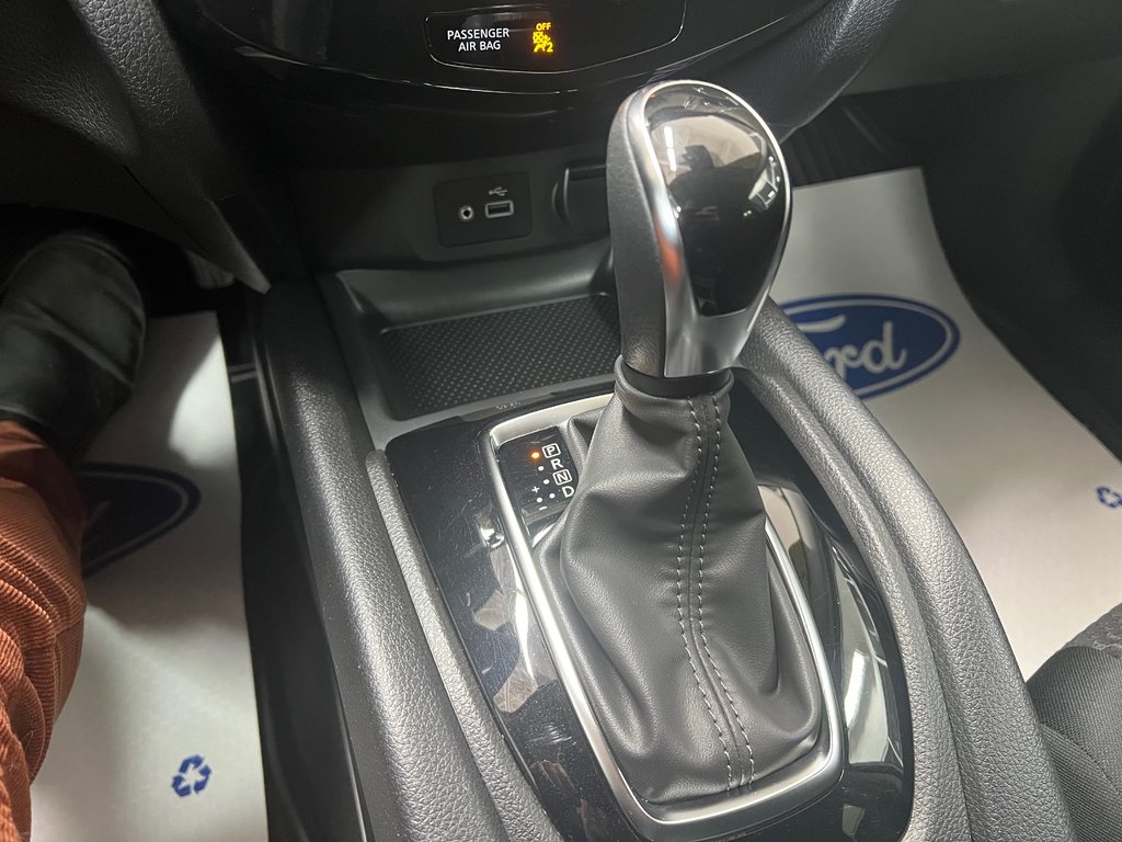Nissan Qashqai S 2023 à Boucherville, Québec - 13 - w1024h768px