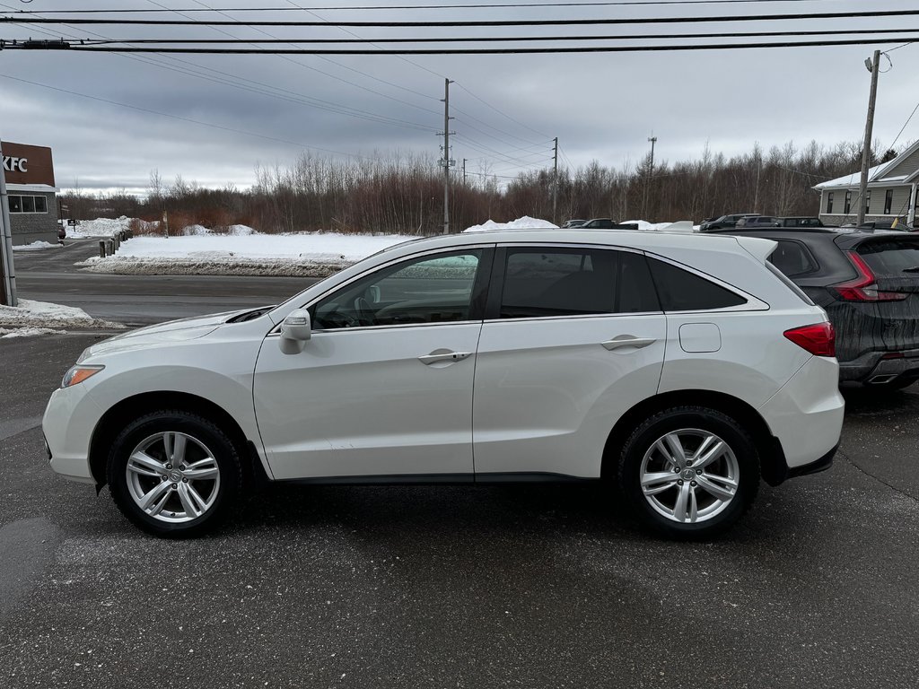 2015 Acura RDX BASE in Amherst, Nova Scotia - 5 - w1024h768px