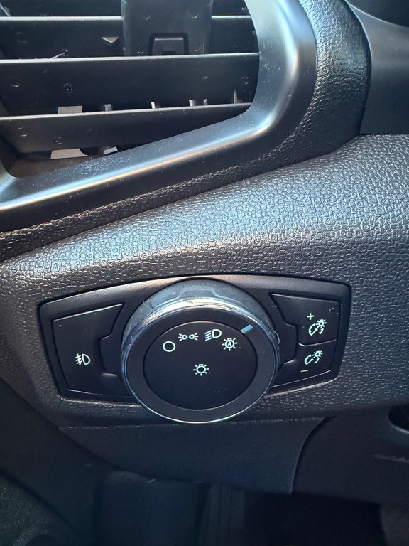 2019 Ford ECOSPORT SE in Amherst, Nova Scotia - 13 - w1024h768px