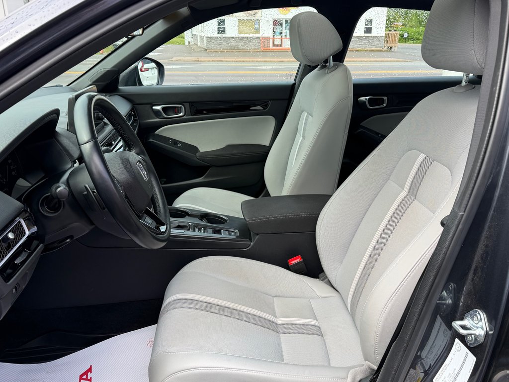 2025 Honda CIVIC SEDAN HYBRID SPORT in Amherst, Nova Scotia - 11 - w1024h768px