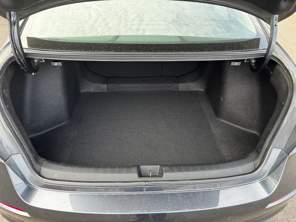 2022 Honda CIVIC SEDAN TOURING in Amherst, Nova Scotia - 9 - w1024h768px