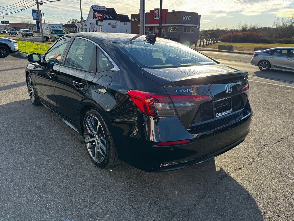 2023 Honda Civic Sedan Touring in Amherst, Nova Scotia - 6 - w1024h768px
