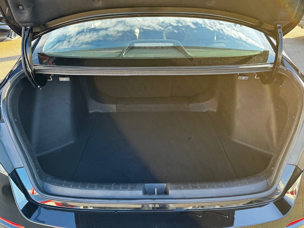 2023 Honda Civic Sedan Touring in Amherst, Nova Scotia - 9 - w1024h768px