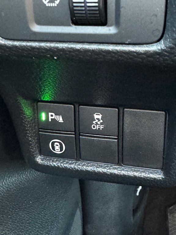 2023 Honda Civic Sedan Touring in Amherst, Nova Scotia - 13 - w1024h768px