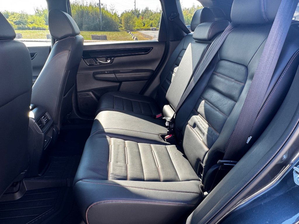 2023 Honda CR-V Hybrid Touring in Amherst, Nova Scotia - 10 - w1024h768px