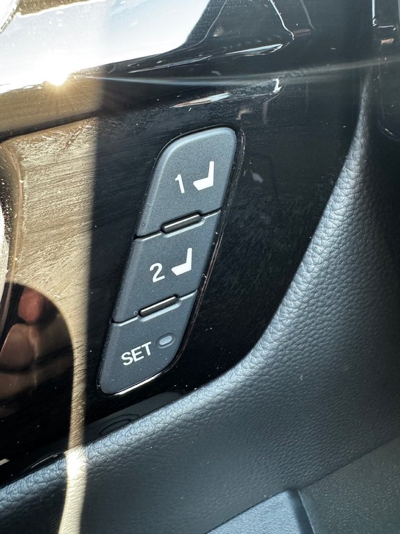 2023 Honda CR-V Hybrid Touring in Amherst, Nova Scotia - 13 - w1024h768px