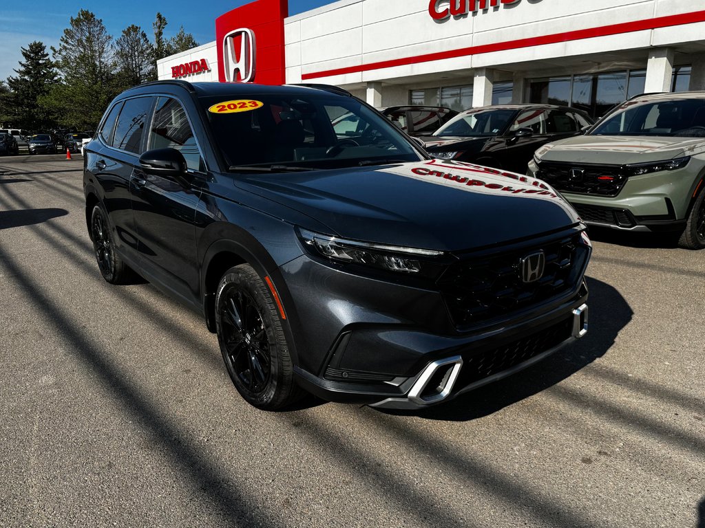 2023 Honda CR-V Hybrid Touring in Amherst, Nova Scotia - 2 - w1024h768px