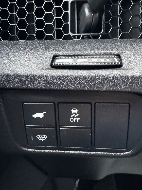 2024 Honda CR-V HYBRID EX-L in Amherst, Nova Scotia - 18 - w1024h768px