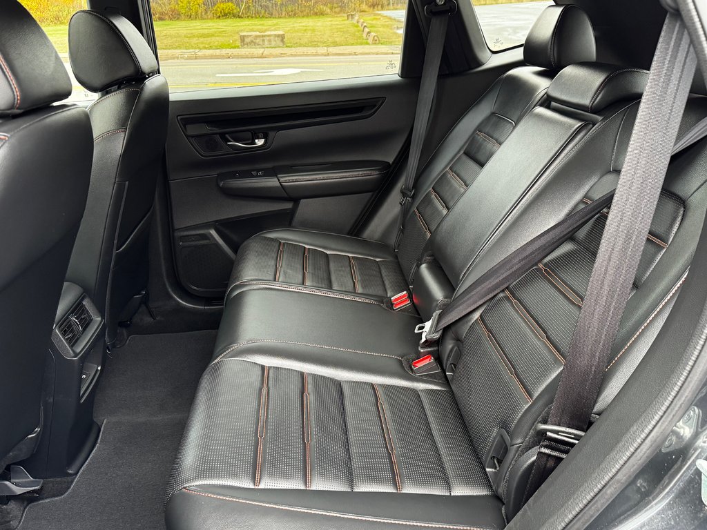 2024 Honda CR-V HYBRID EX-L in Amherst, Nova Scotia - 11 - w1024h768px