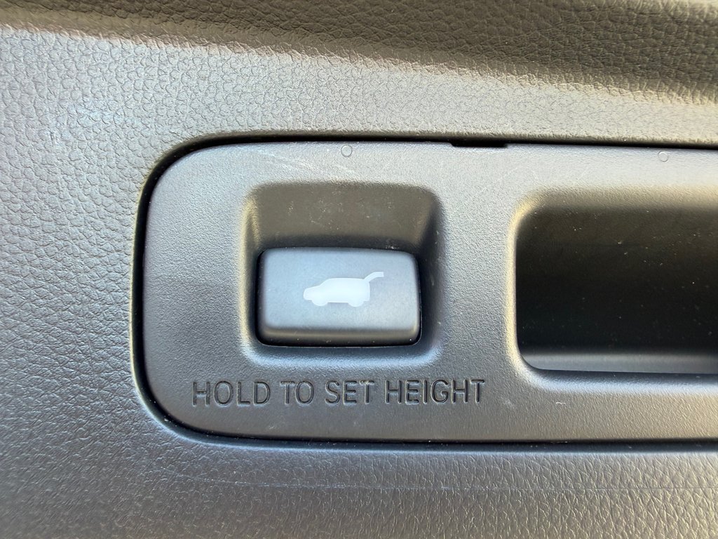 2024 Honda CR-V HYBRID EX-L in Amherst, Nova Scotia - 10 - w1024h768px