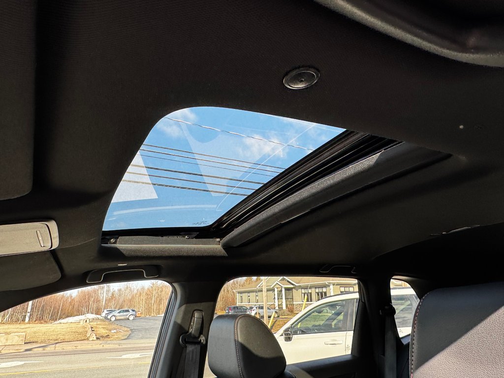2025 Honda CR-V HYBRID EX-L in Amherst, Nova Scotia - 13 - w1024h768px