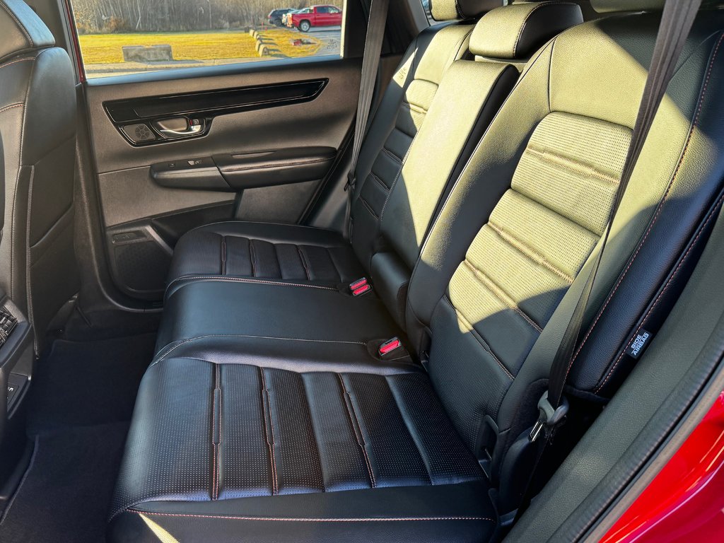 2026 Honda CR-V Hybrid Touring in Amherst, Nova Scotia - 11 - w1024h768px