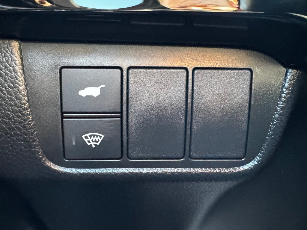 2026 Honda CR-V Hybrid Touring in Amherst, Nova Scotia - 18 - w1024h768px