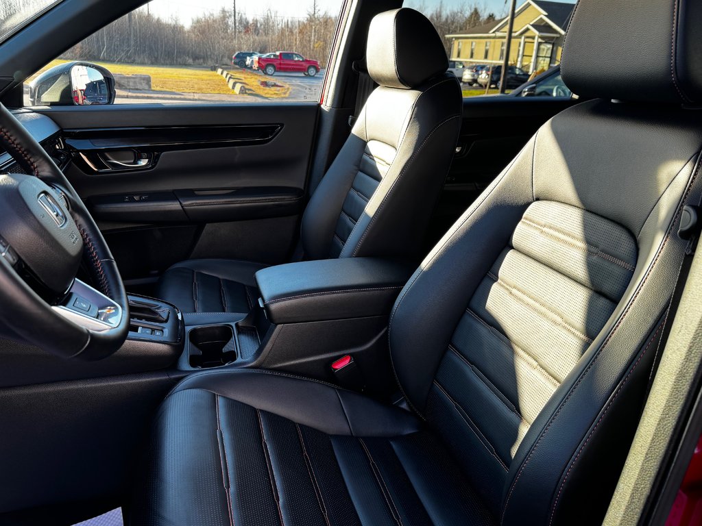 2026 Honda CR-V Hybrid Touring in Amherst, Nova Scotia - 12 - w1024h768px