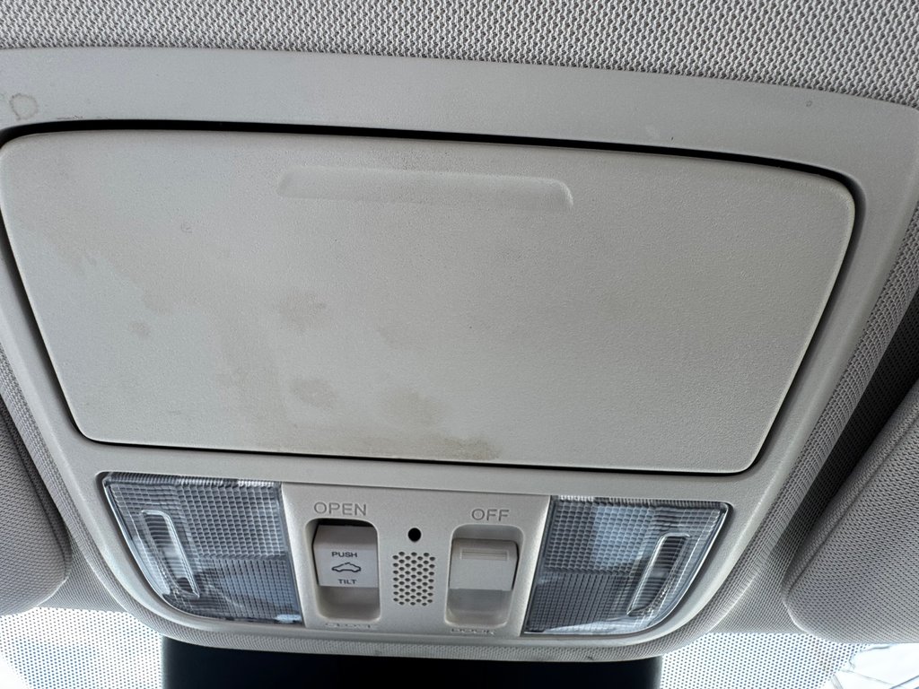 2015 Honda CR-V TOURING in Amherst, Nova Scotia - 20 - w1024h768px