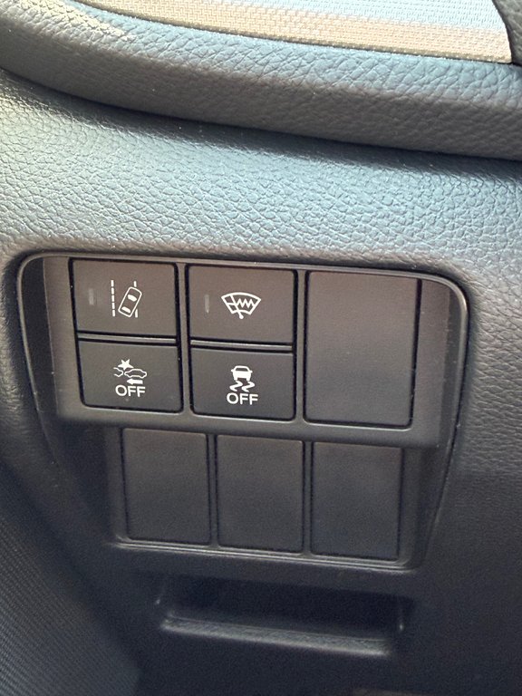 2017 Honda CR-V LX in Amherst, Nova Scotia - 12 - w1024h768px