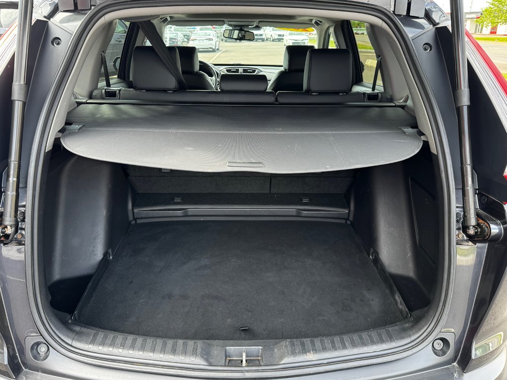 2019 Honda CR-V TOURING in Amherst, Nova Scotia - 9 - w1024h768px