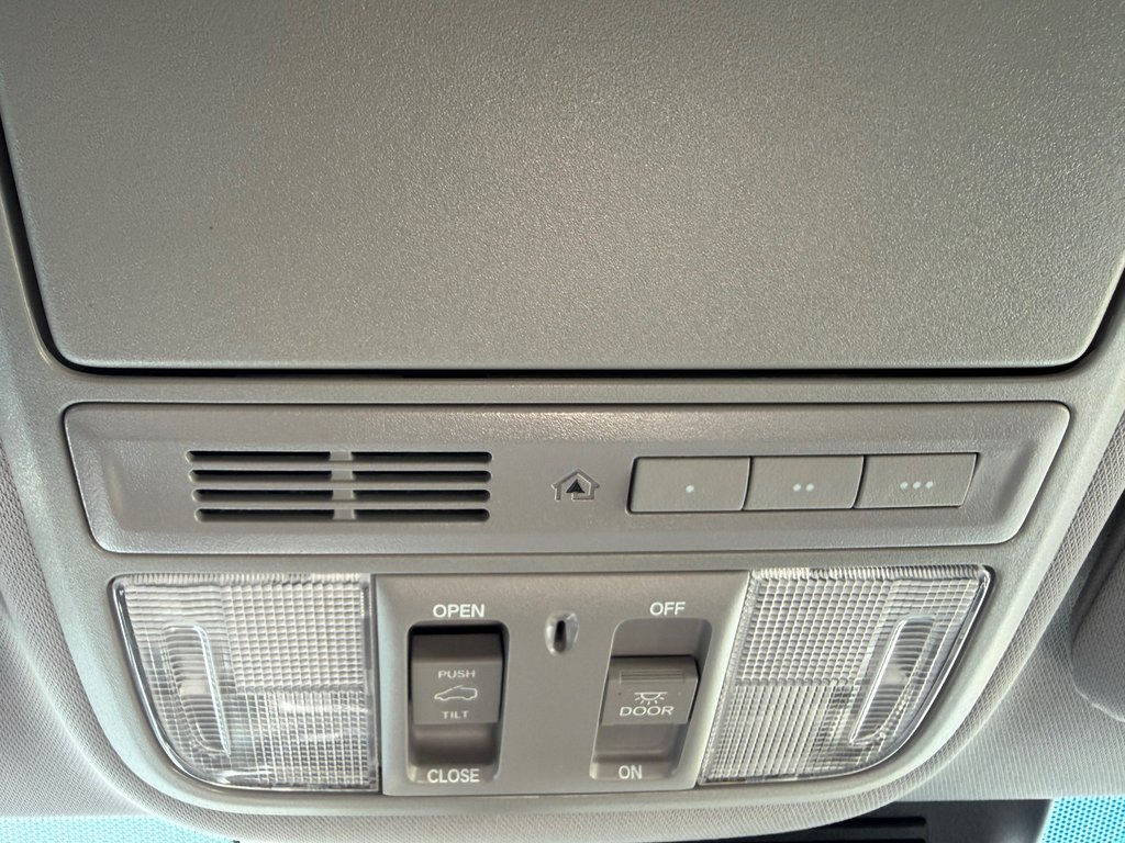 2020 Honda CR-V EX-L in Amherst, Nova Scotia - 20 - w1024h768px