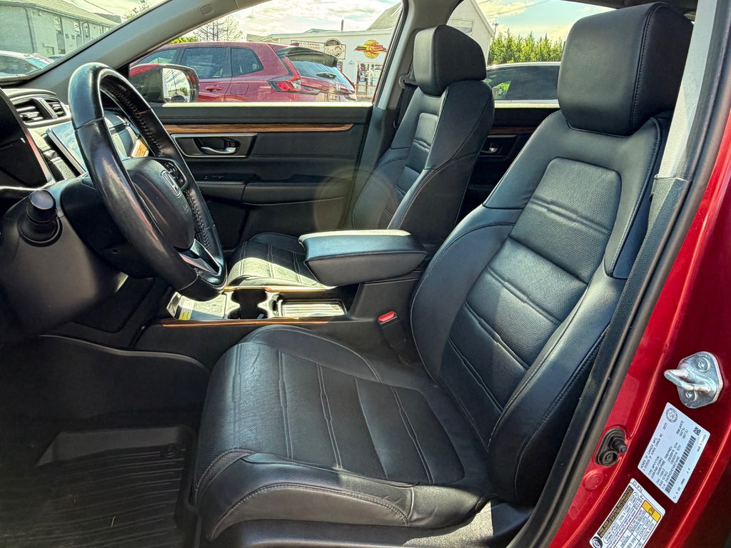 2021 Honda CR-V TOURING in Amherst, Nova Scotia - 12 - w1024h768px
