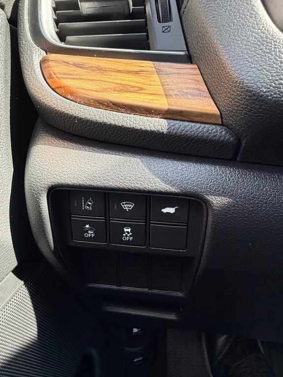 2021 Honda CR-V TOURING in Amherst, Nova Scotia - 14 - w1024h768px