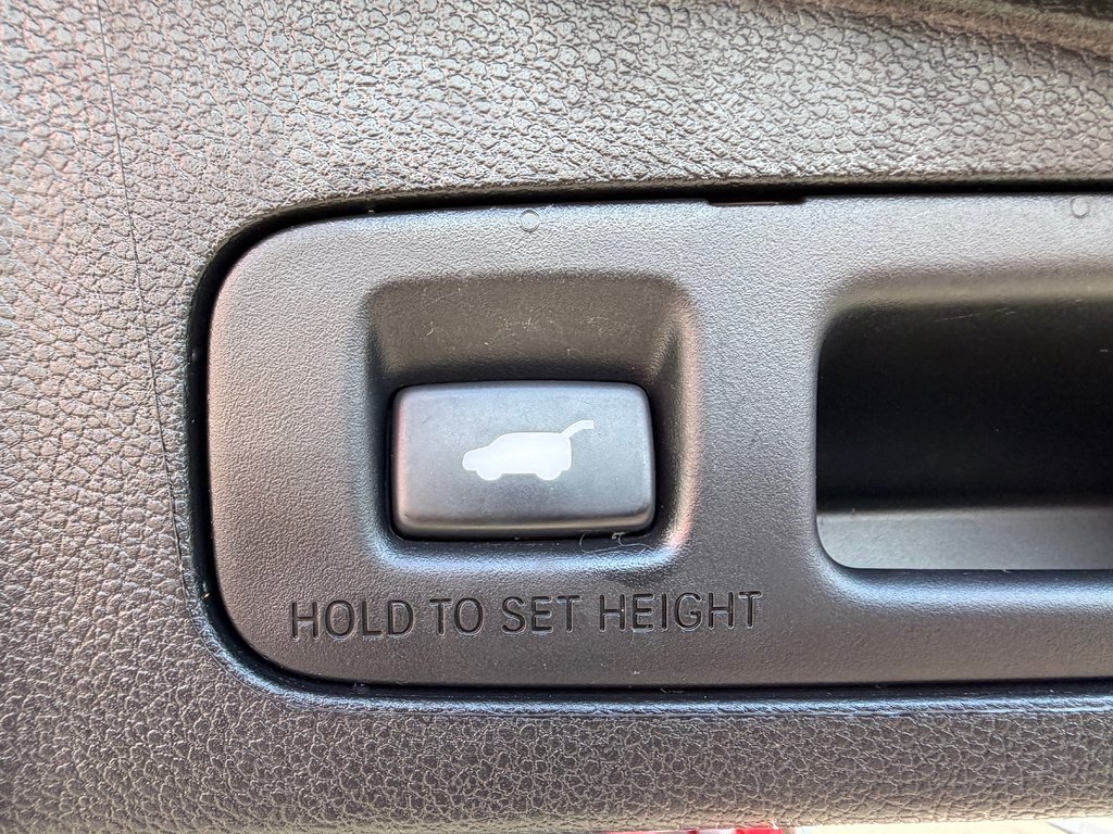 2021 Honda CR-V TOURING in Amherst, Nova Scotia - 10 - w1024h768px