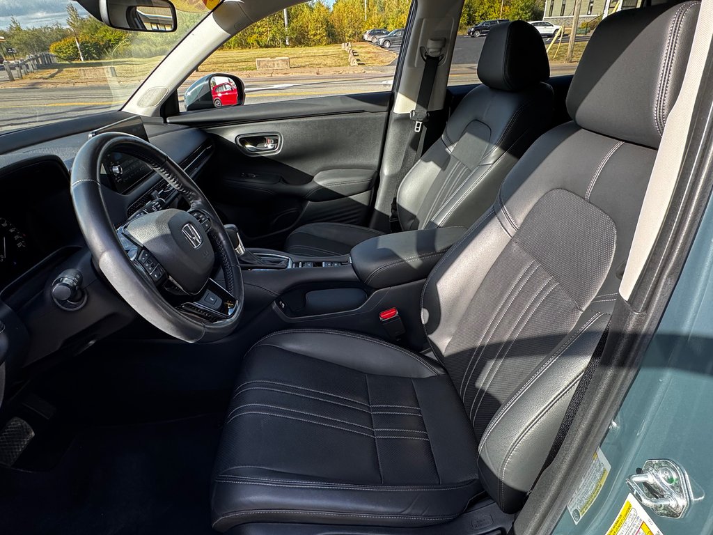 Honda HR-V EX-L Navi 2023 à Amherst, Nouvelle-Écosse - 11 - w1024h768px
