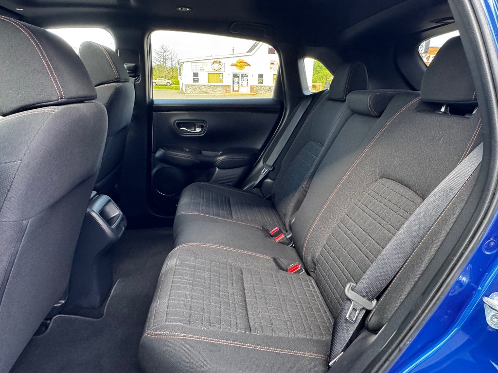 2025 Honda HR-V SPORT in Amherst, Nova Scotia - 10 - w1024h768px